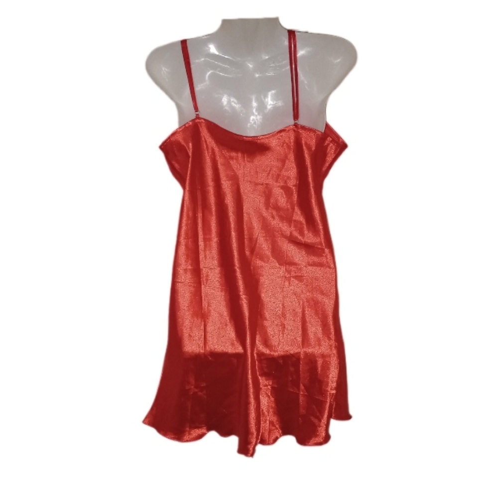 Red chemise and robe set - Picture 8 of 10